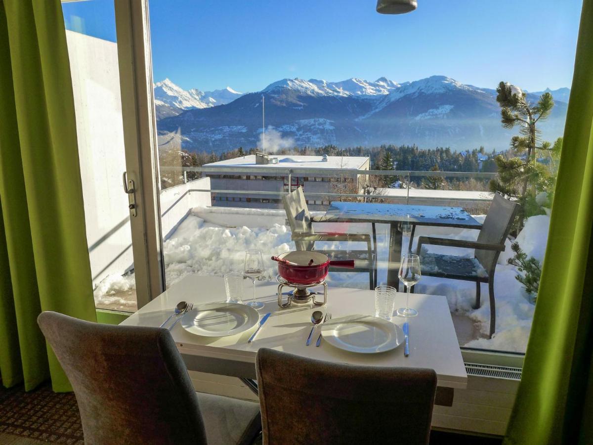 Apartment Jeanne D'Arc-3 By Interhome Crans-Montana Exterior foto