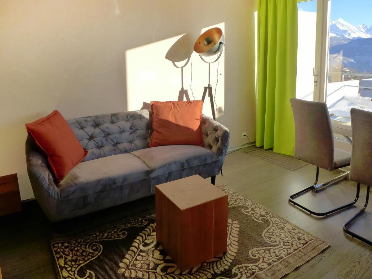 Apartment Jeanne D'Arc-3 By Interhome Crans-Montana Exterior foto